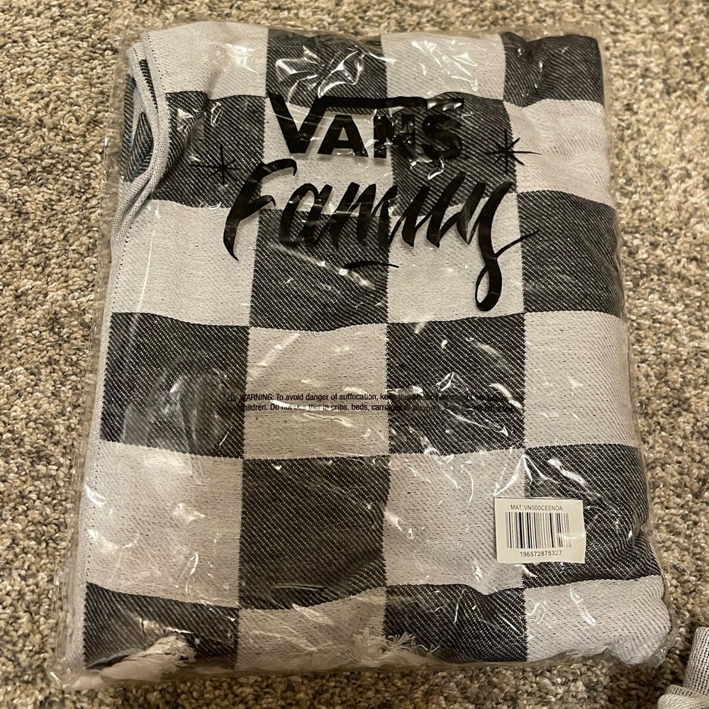 Vans Black and White Checkered Throw